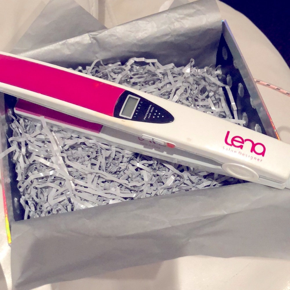 Lena Salon Designer Ceramic Hair
Straightener Flat Iron